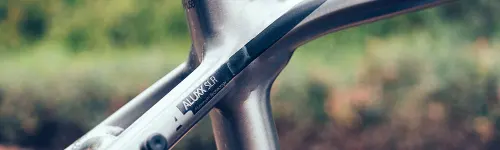 ALUXX SLR极轻量职业竞赛级铝合金科技